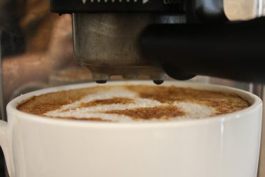 Recenzja ekspresu do kawy DeLonghi ECAM22.110